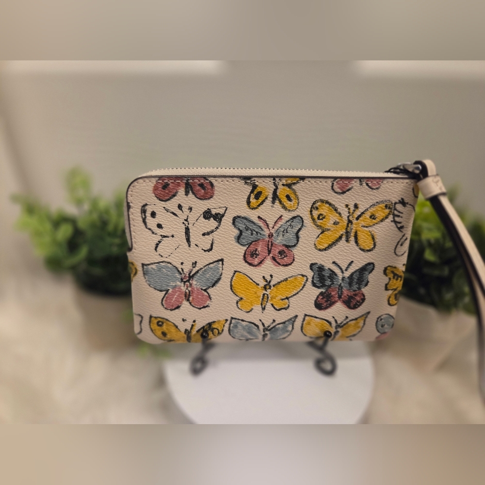 Coach Butterfly Print Wristlet NWT - Picture 9 of 9